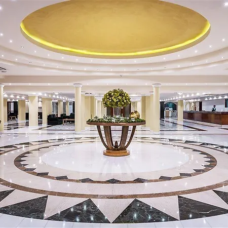 度假村 Mitsis Grand 5*